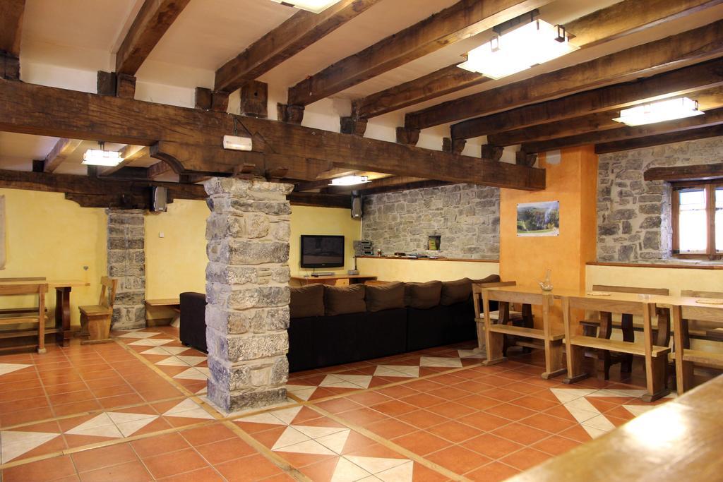 Casa Rural Ardantzena Ardaiz Luaran gambar